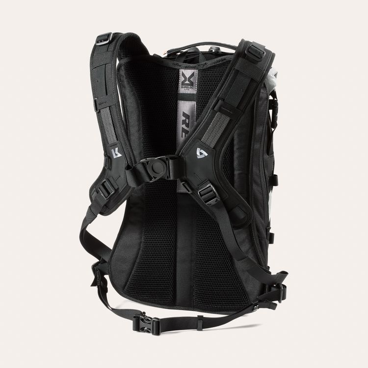 Barren 18L H2O Backpack