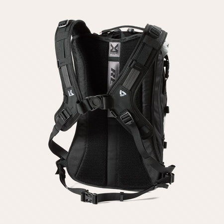 Barren 18L H2O Backpack