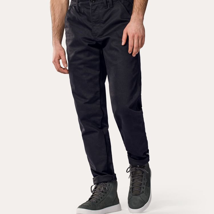 Dean 2 Tapered Chino
