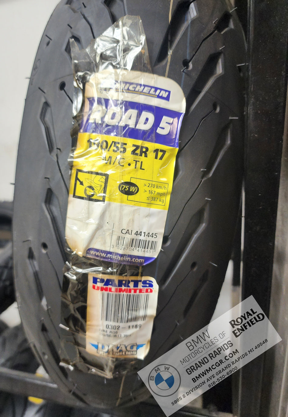 Michelin ROAD 5 190/55-17 CLOSEOUT TIRES