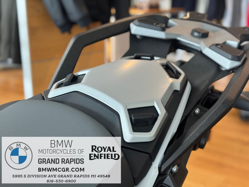 Luggage Plate (Rear Seat Replacement) for R1300GS