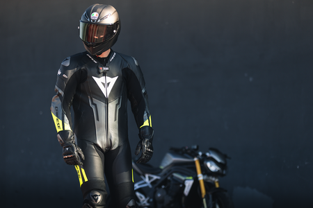 AGV Pista GP RR Carbon — Matte Carbon — angle 9